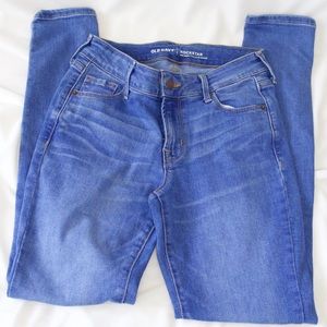 Old Navy Mid Rise Jeans - Size 2 Regular